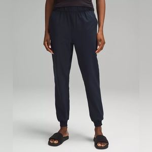 Lululemon Women’s Jogger NWOT